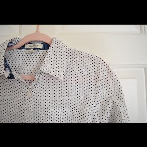 Van Heusen Women’s Button Down Top